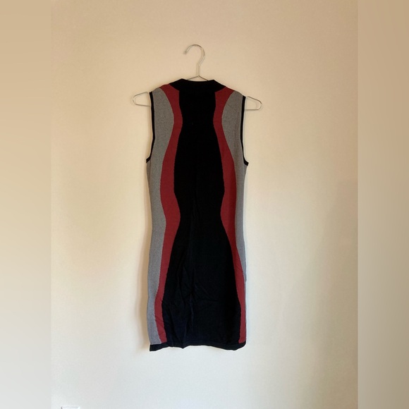 NWT Black Swan Bodycon Dress - Picture 3 of 4